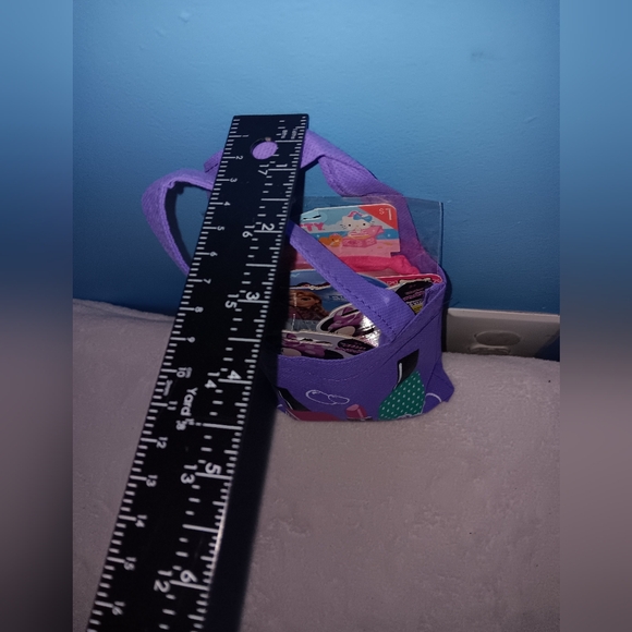 NWOT Girl's Makeup Lot Of 6 - Picture 11 of 12